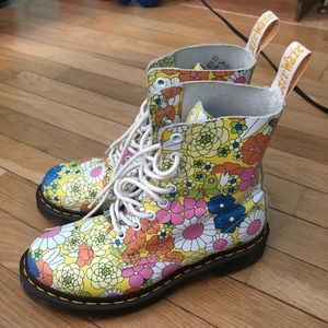 Dr. Martens vegan floral print